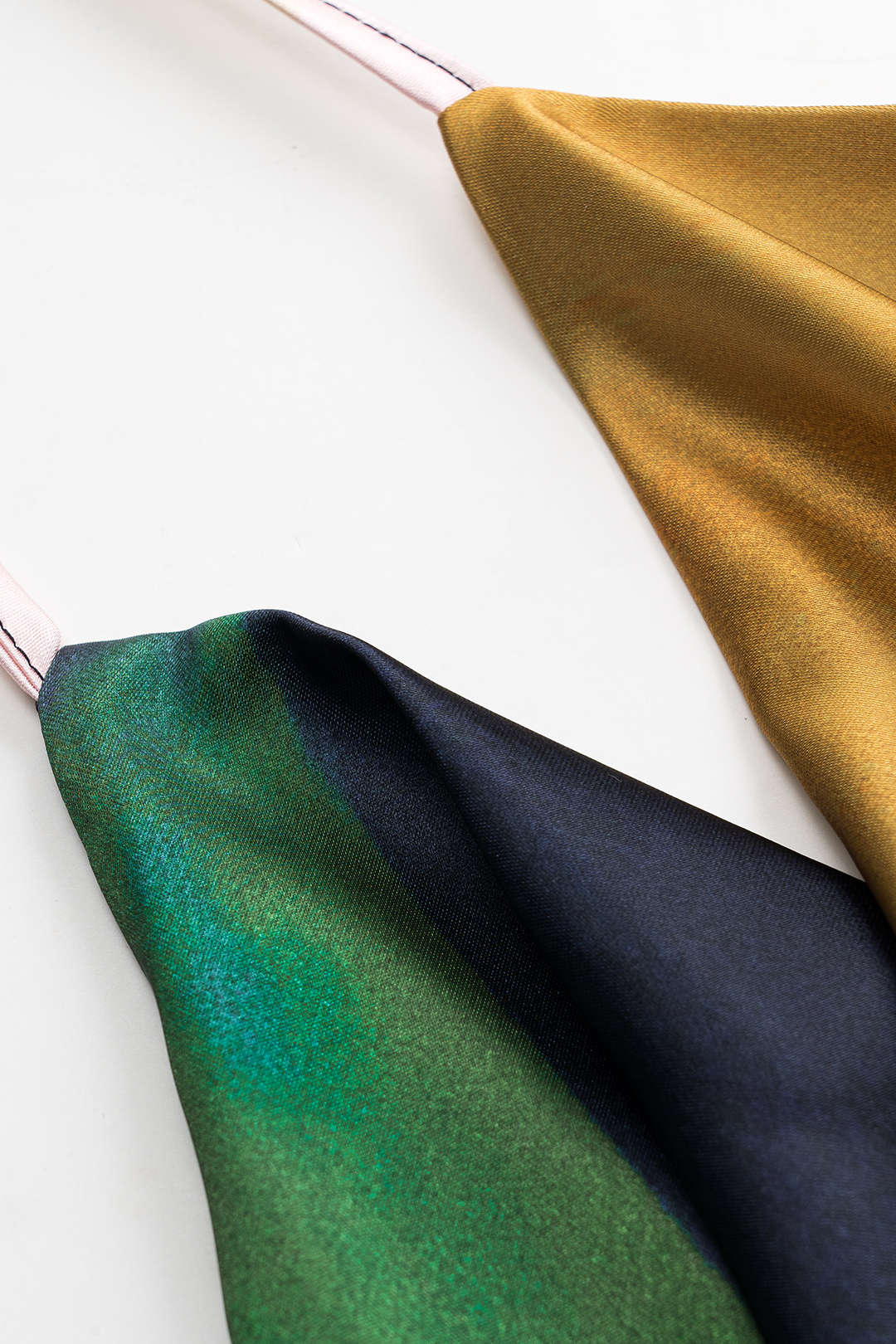 Ombre Print Satin Tie Up Zipper Cami Top