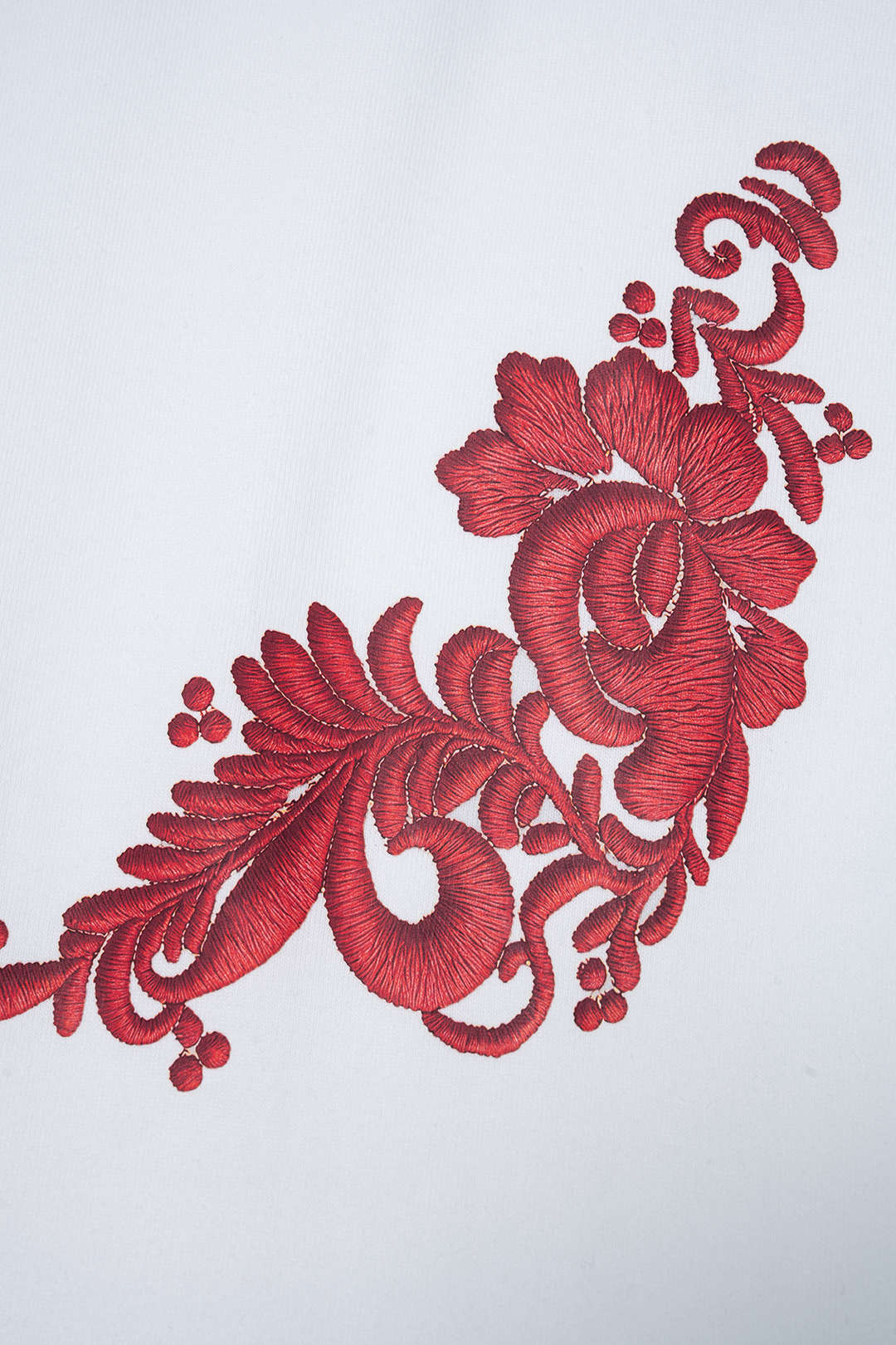 Floral Embroidery Round Neck Short Sleeve T-Shirt