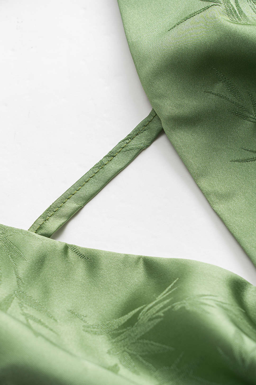 Jacquard Cowl Neck Halter Backless Tie-Up Cami Top