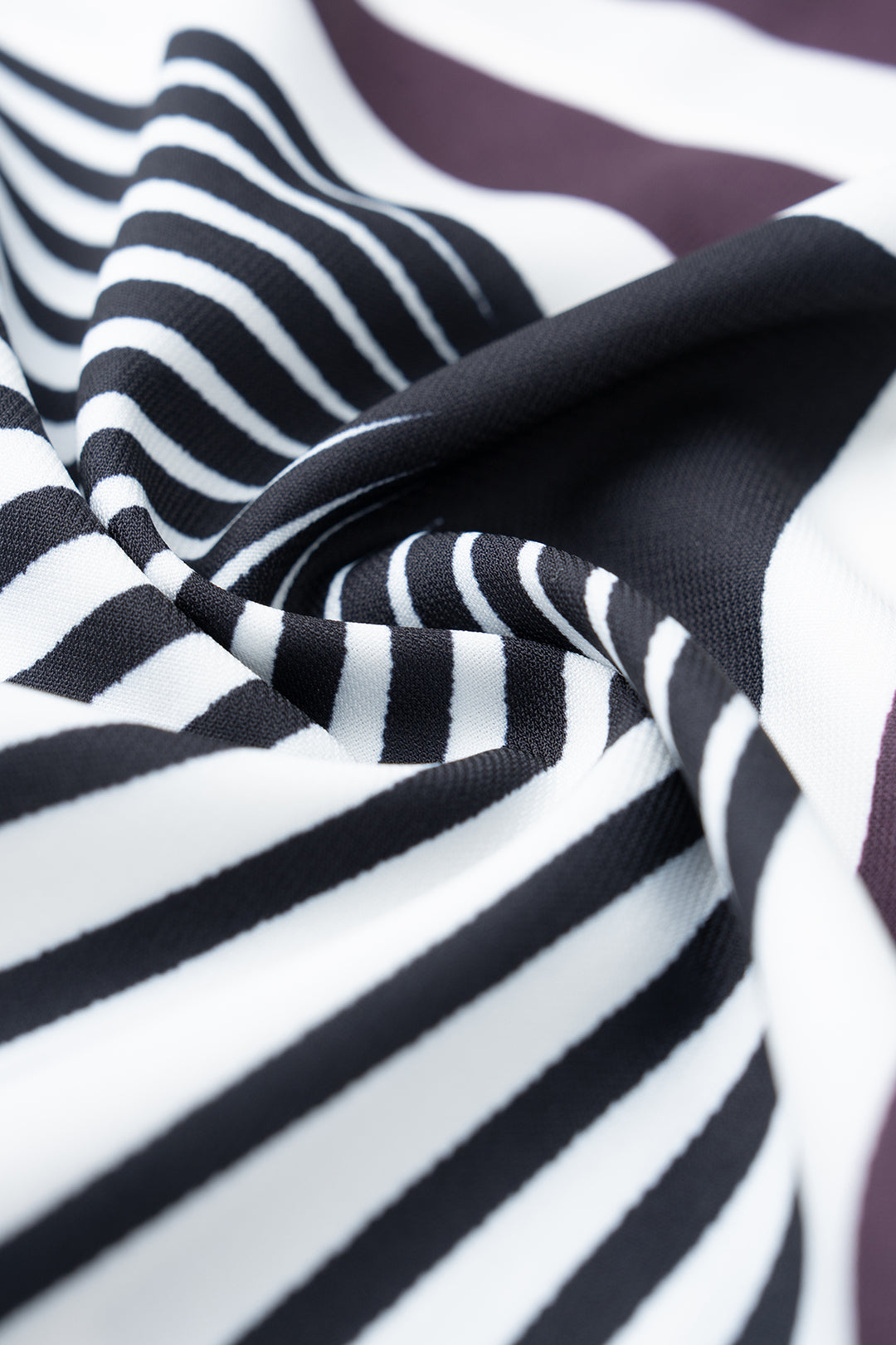 Contrast Geometric Print Crossed Halter Tank Top