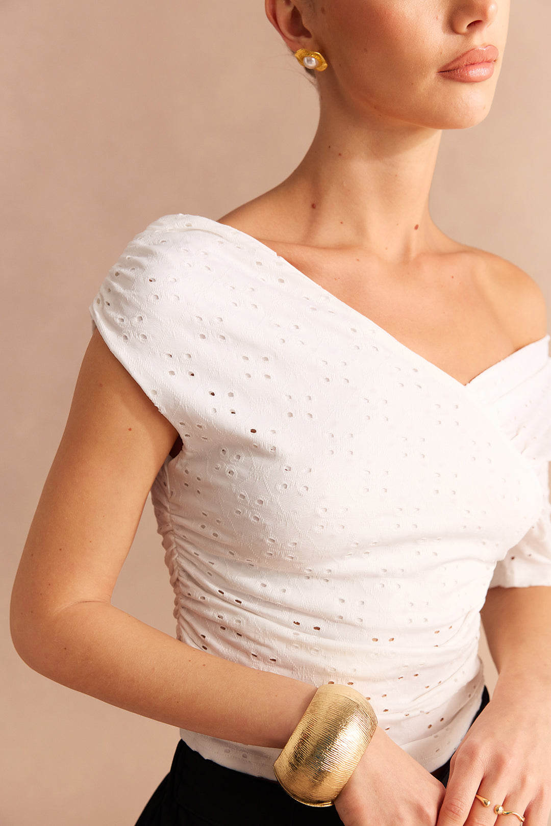 Asymmetrical One Shoulder Hollow Out Short Sleeve T-Shirt