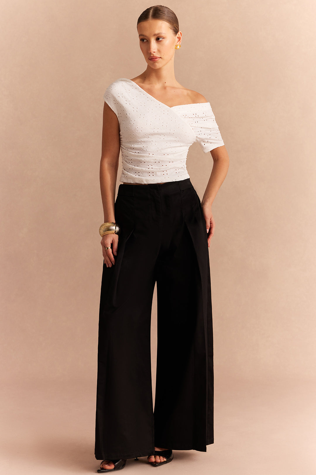 Asymmetrical One Shoulder Hollow Out Short Sleeve T-Shirt